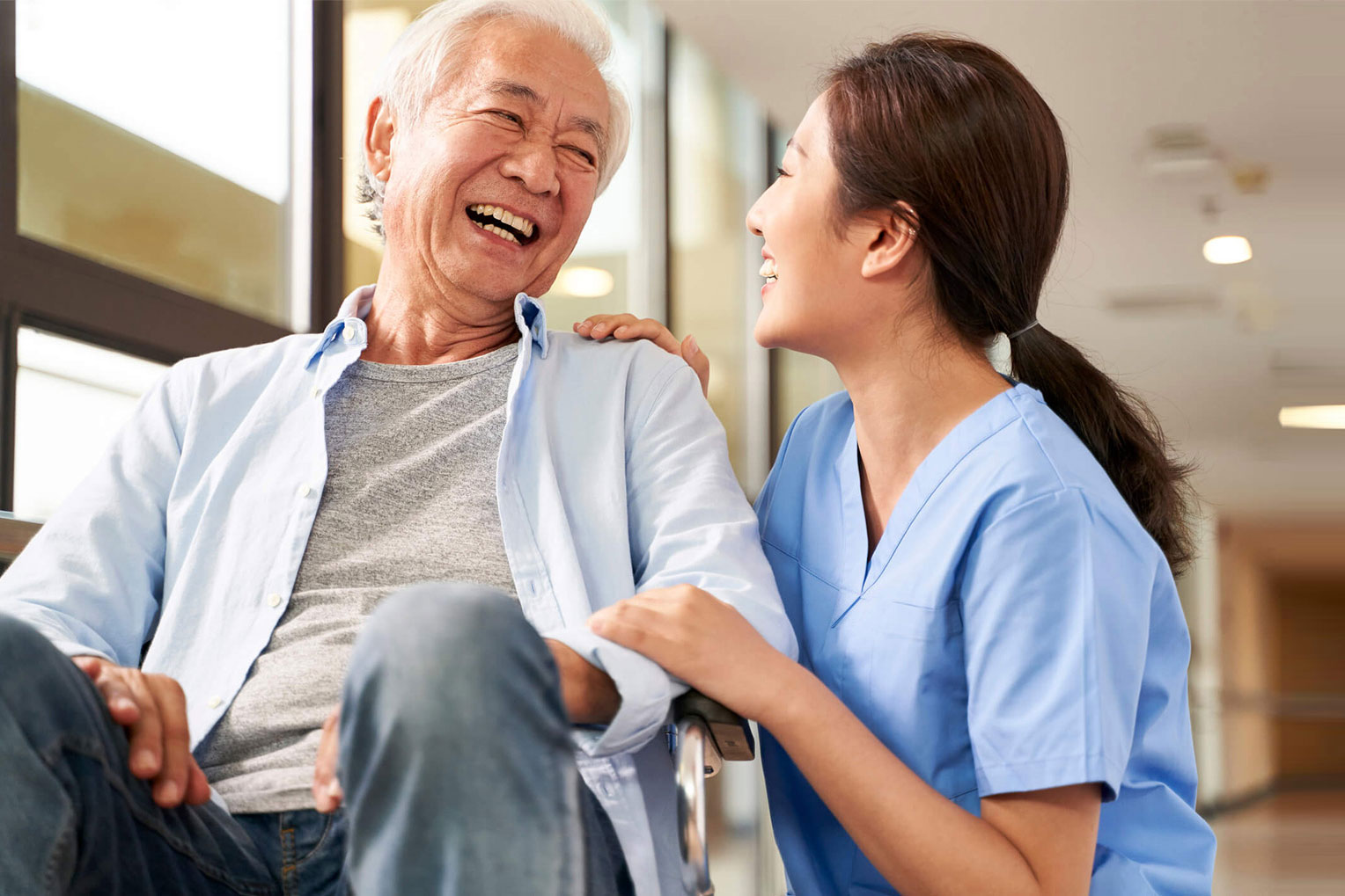 PSYCHIATRIC-NURSE-with-patient